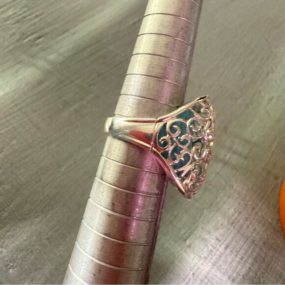 925 Sterling Silver Ring Size 6 - Picture 12 of 15